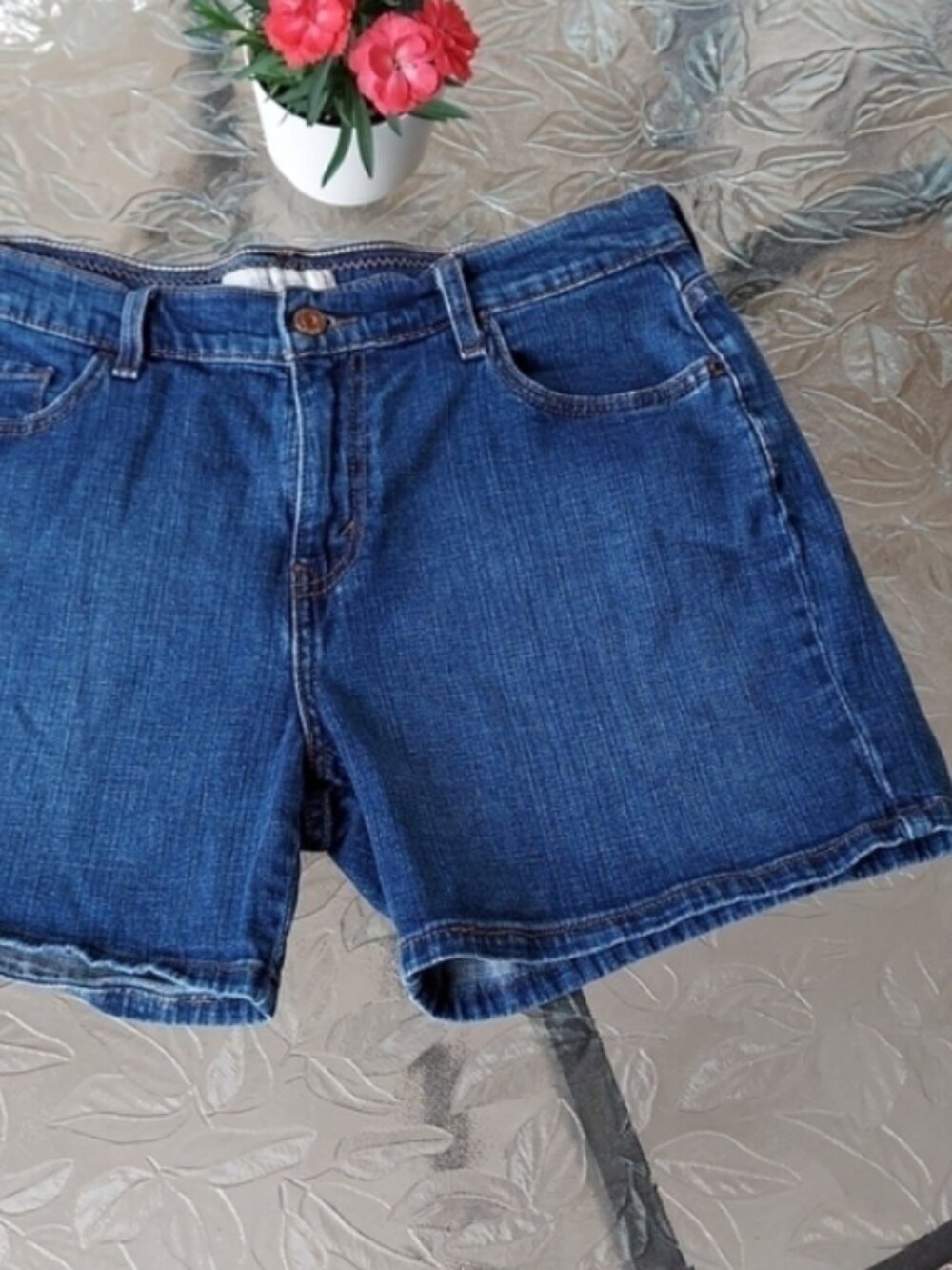 Levi Strauss &Co  shorts.Size 12.